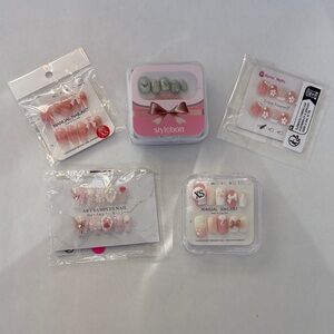Lot of 5 Press On Nail Art Designs Sets - XS